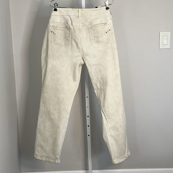 Chico’s So Slimming Khaki Color Size 2.5 Short - Picture 6 of 6